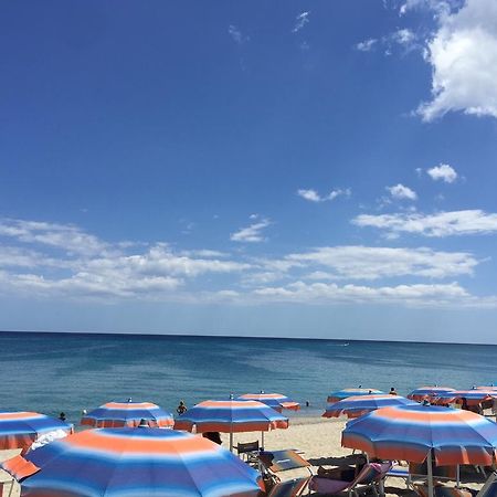 Вилла Italian Breeze Соверато-Марина Номер фото